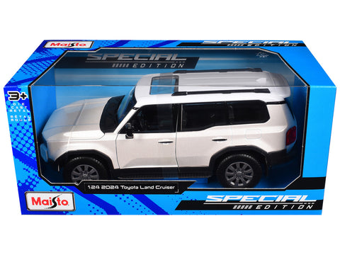 2025 Toyota Land Cruiser 1:24 Scale Diecast Model White by Maisto