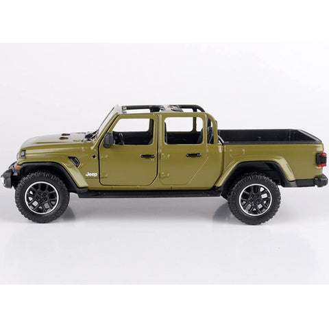 2021 Jeep Gladiator Overland Open Top 1:27 Scale Diecast Model Green by Motor Max 79367