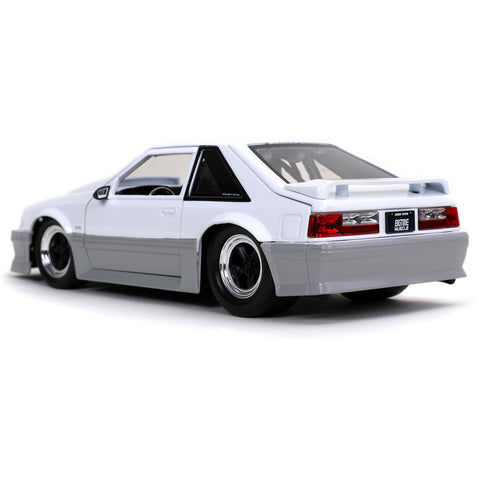 Bigtime Muscle 1989 Ford Mustang GT 5.0 1:24 Scale Diecast Model White/Gray by Jada 32668
