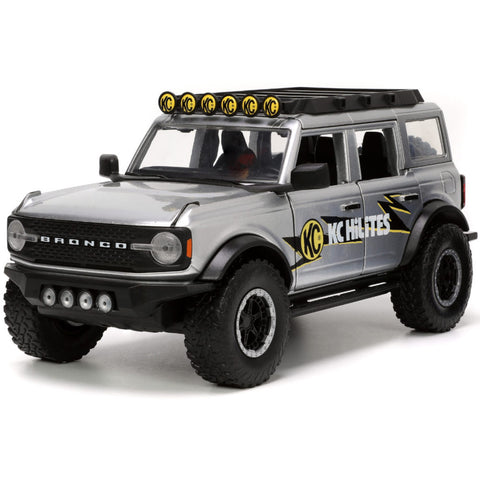 Just Trucks 2021 Ford Bronco w/ Extra Wheels 1:24 Scale Diecast Model KC HiLites Metallic Silver by Jada 33852