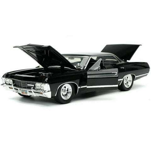 Supernatural 1967 Chevrolet Impala With Dean Winchester Figure 1:24 Scale Diecast Model by Jada 32250