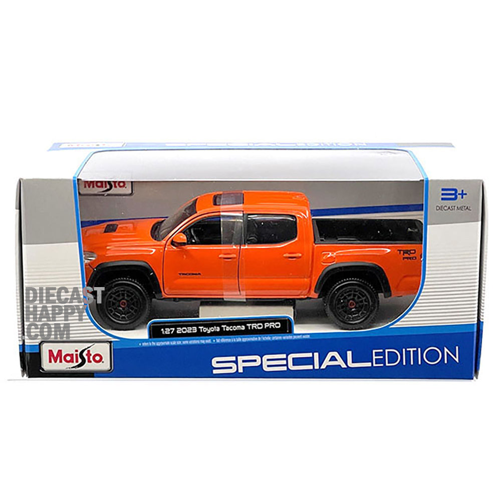 Toyota tacoma hot sale diecast model