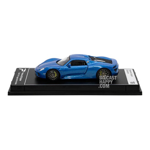 2015 Porsche 918 Spyder 1:64 Scale Diecast Model Metallic Blue by PosterCars