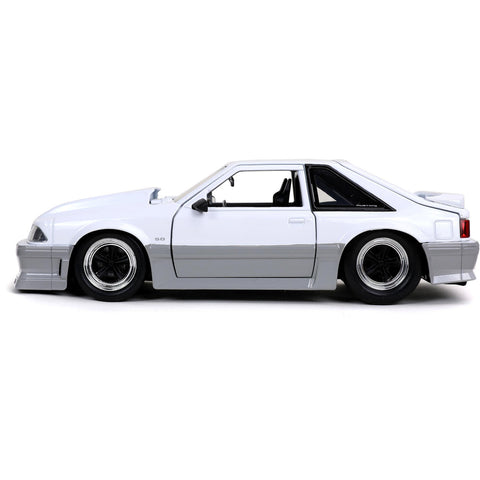 Bigtime Muscle 1989 Ford Mustang GT 5.0 1:24 Scale Diecast Model White/Gray by Jada 32668