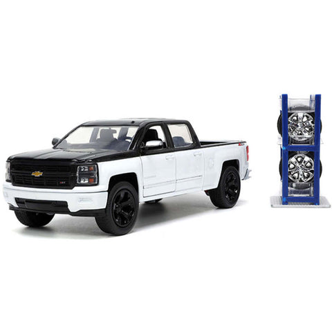 Just Trucks 2014 Chevy Silverado 1:24 Scale Diecast Model White With Extra Wheels by Jada 33850