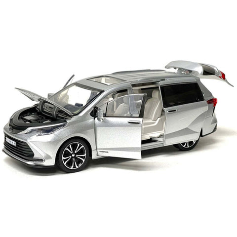 Mijo Exclusives Toyota Sienna 1:24 Scale Diecast Model Silver USA Exclusive