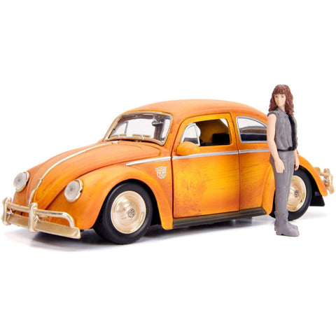 TRANSFORMERS 1971 VW Volkswagen Beetle 1:24 Scale Diecast Model Yellow With Charlie Figure by Jada 30114